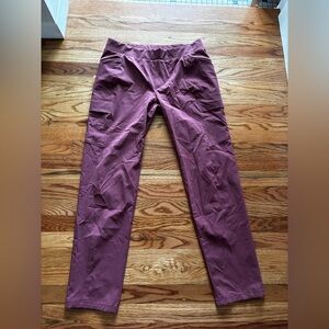 Eddie Bauer Women's Track Pants in Mauve